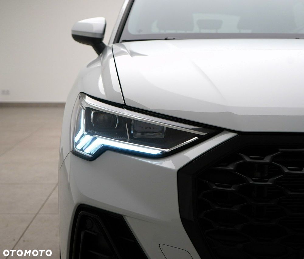 Audi Q3 Sportback - 10