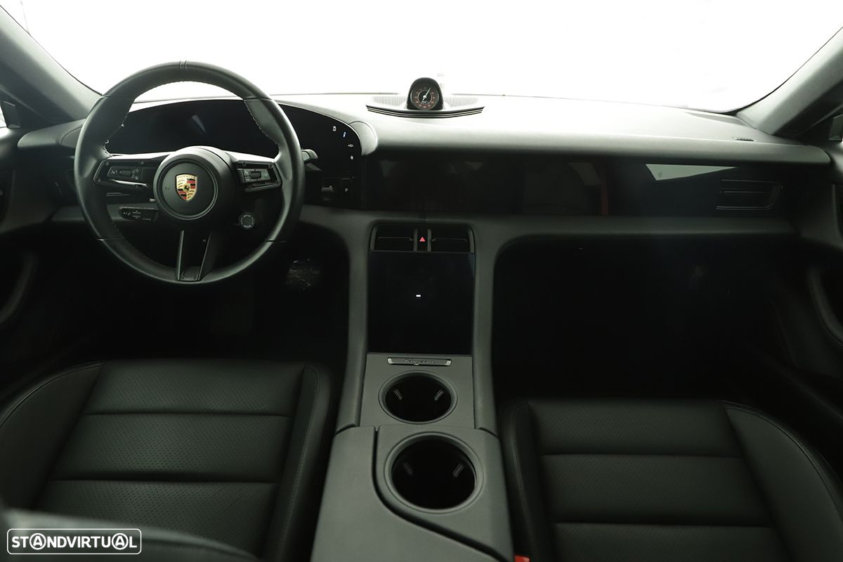 Porsche Taycan 4S - 9