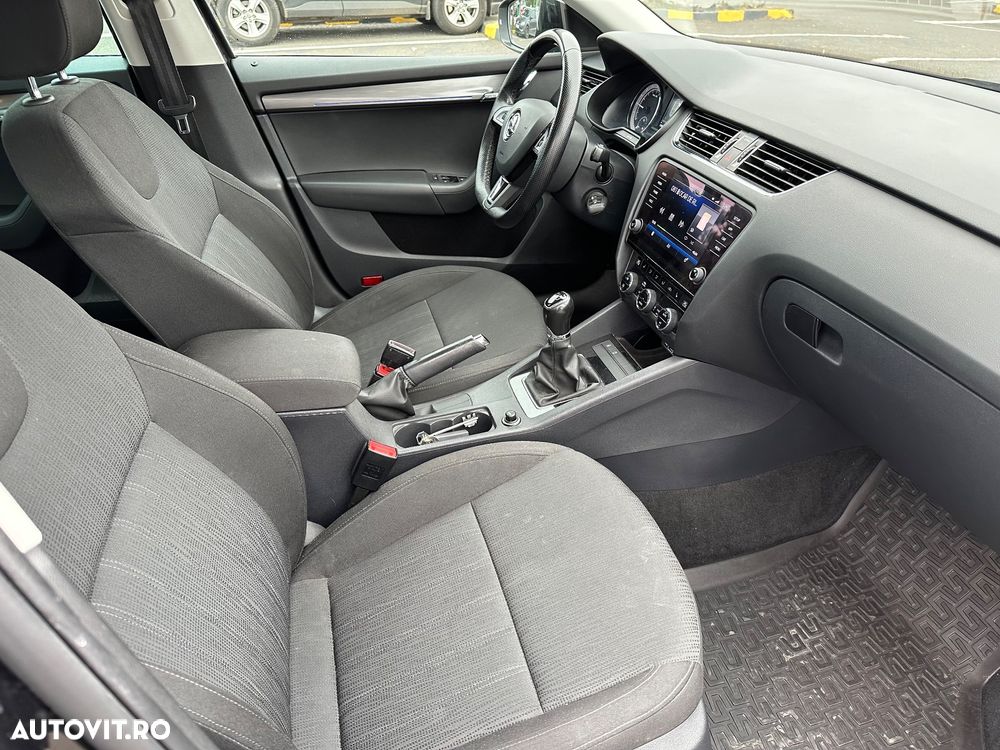 Skoda Octavia - 11