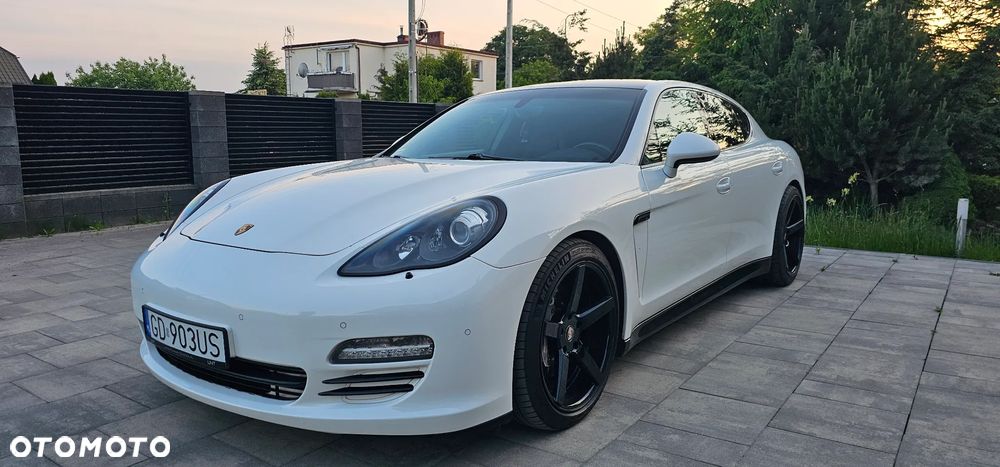 Porsche Panamera 4 - 13