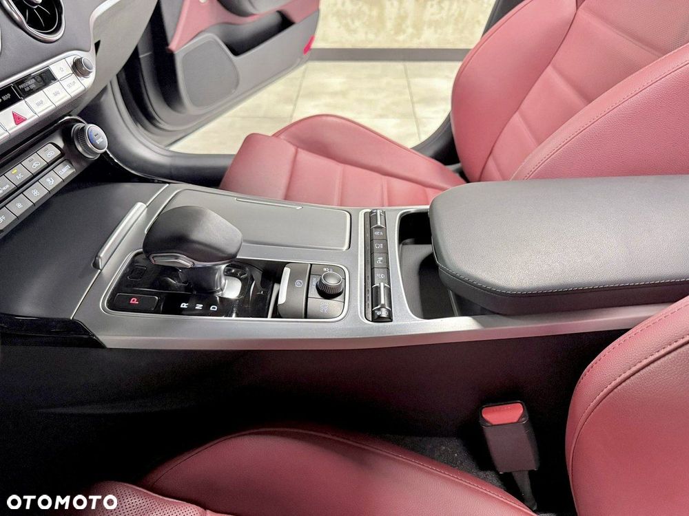 Kia Stinger 2.0 T-GDI GT Line - 33