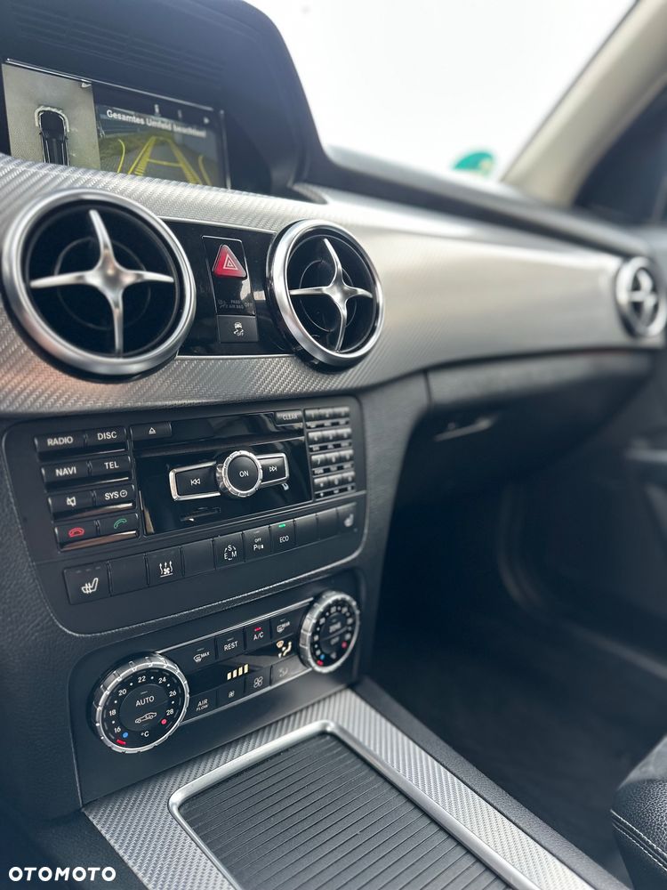 Mercedes-Benz GLK - 9