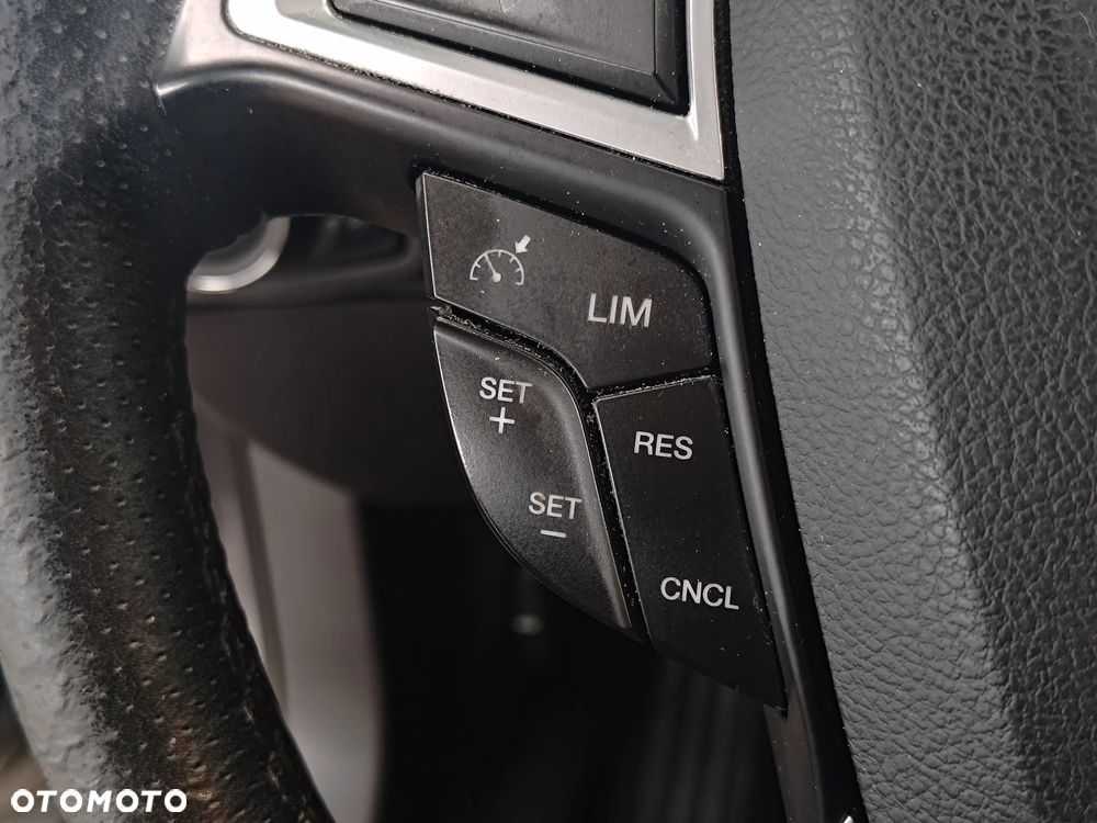 Ford Mondeo 1.5 EcoBoost ST-Line X - 28