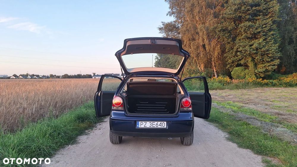 Volkswagen Polo - 5