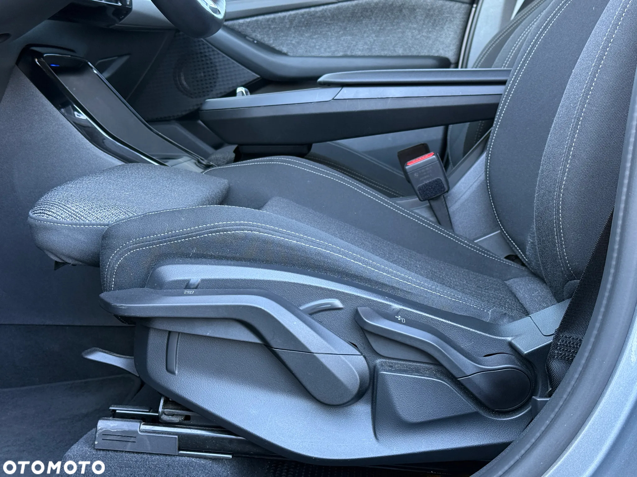 BMW Seria 2 218i GT Advantage - 17