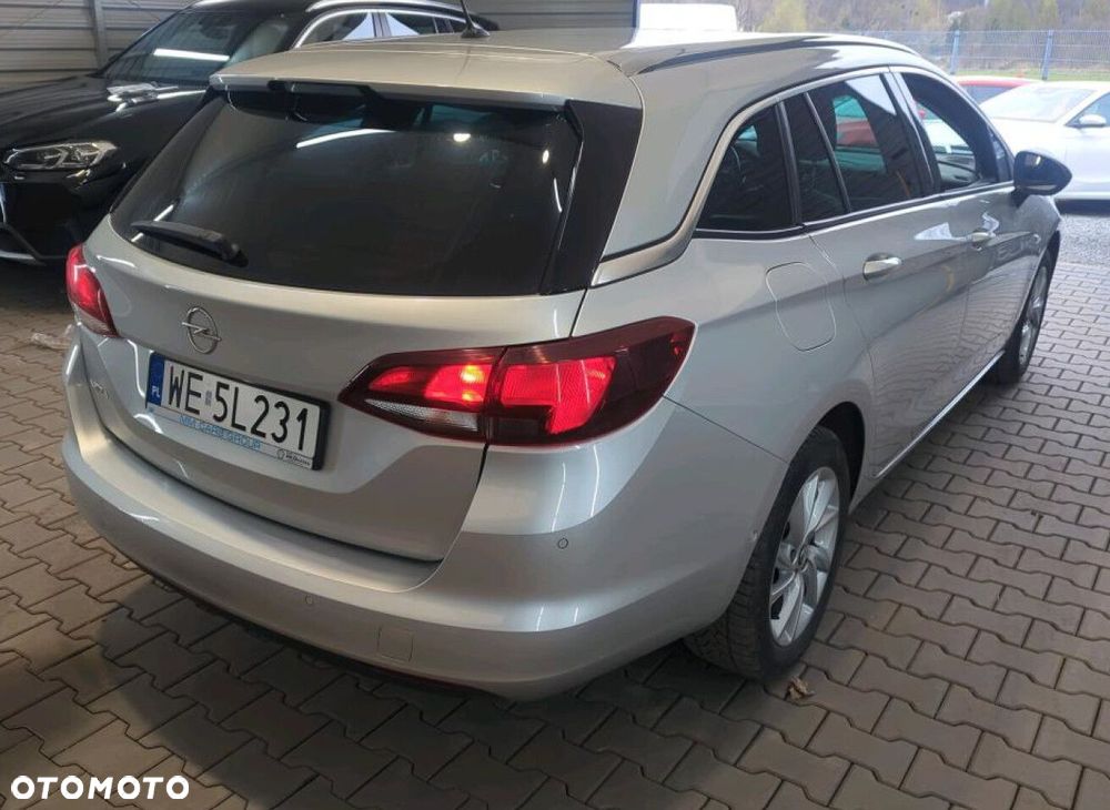 Opel Astra - 2