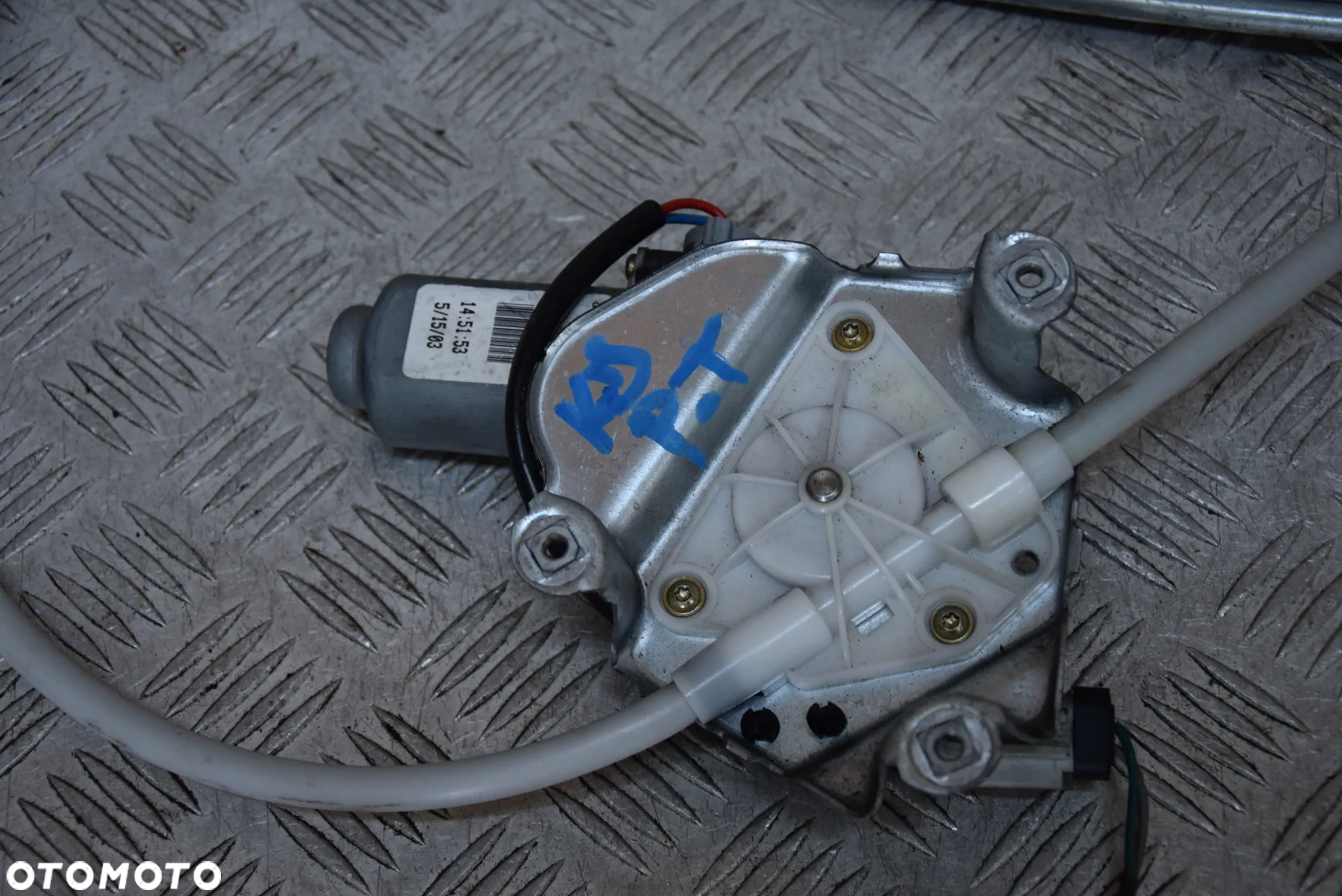 JEEP CHEROKEE KJ MECHANIZM SZYB PRAWY TYŁ PODNOŚNIK - 2