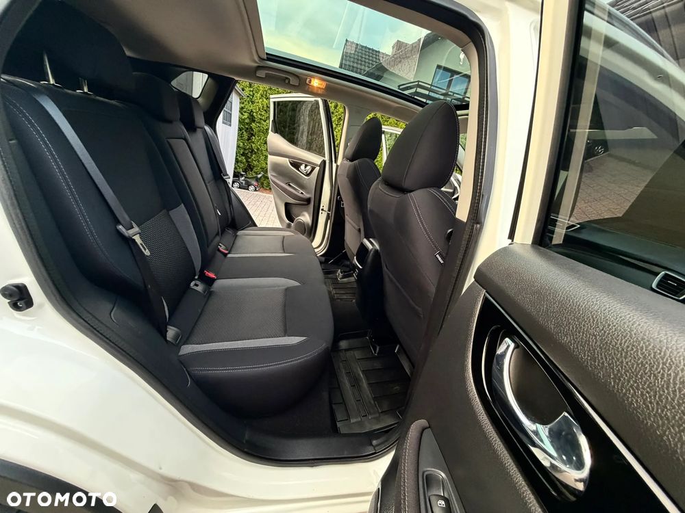 Nissan Qashqai 1.3 DIG-T Tekna+ - 16
