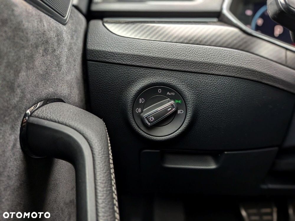 Skoda Superb 2.0 TDI SCR Sportline DSG - 26