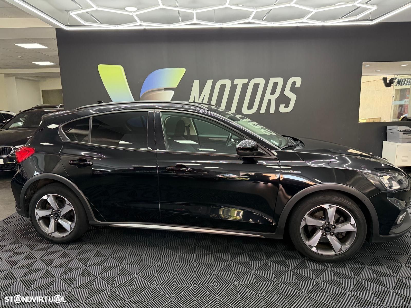 Ford Focus 1.0 EcoBoost Titanium - 6