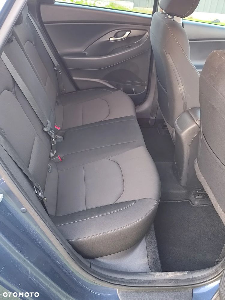 Hyundai i30 1.0 T-GDI Classic + - 11