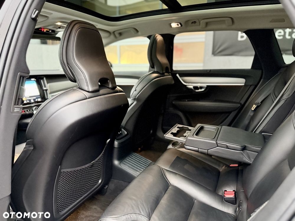 Volvo V90 T8 Twin Engine AWD Geartronic Inscription - 28