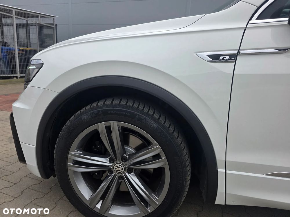 Volkswagen Tiguan - 12