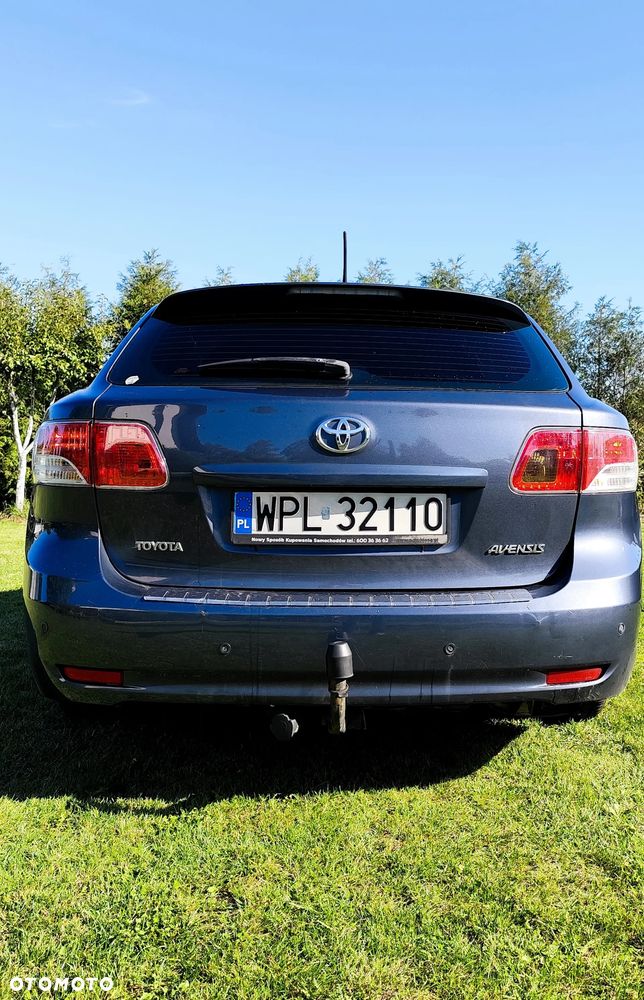 Toyota Avensis 1.8 Sol - 5