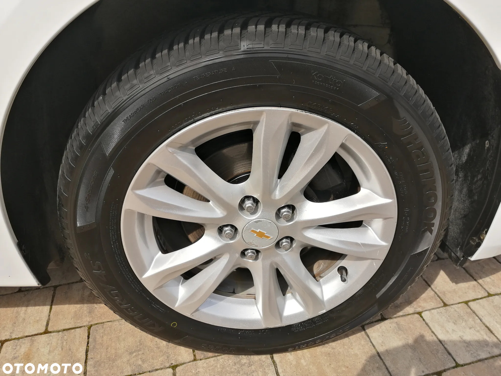 Chevrolet Cruze Station Wagon 1.6 LS - 33