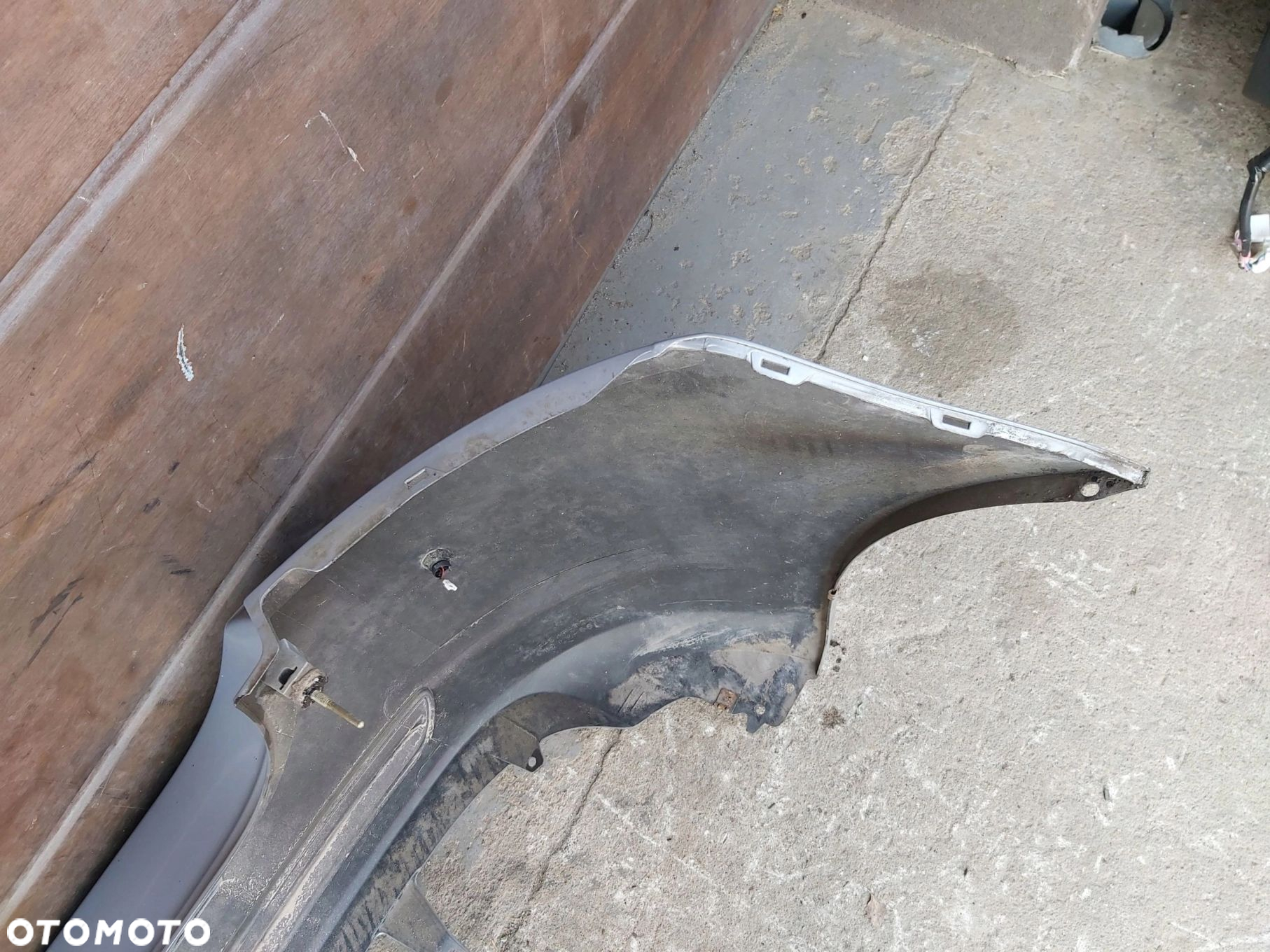 Toyota Corolla E12 Lift Zderzak tył tylny pod pdc 8s1 - 16
