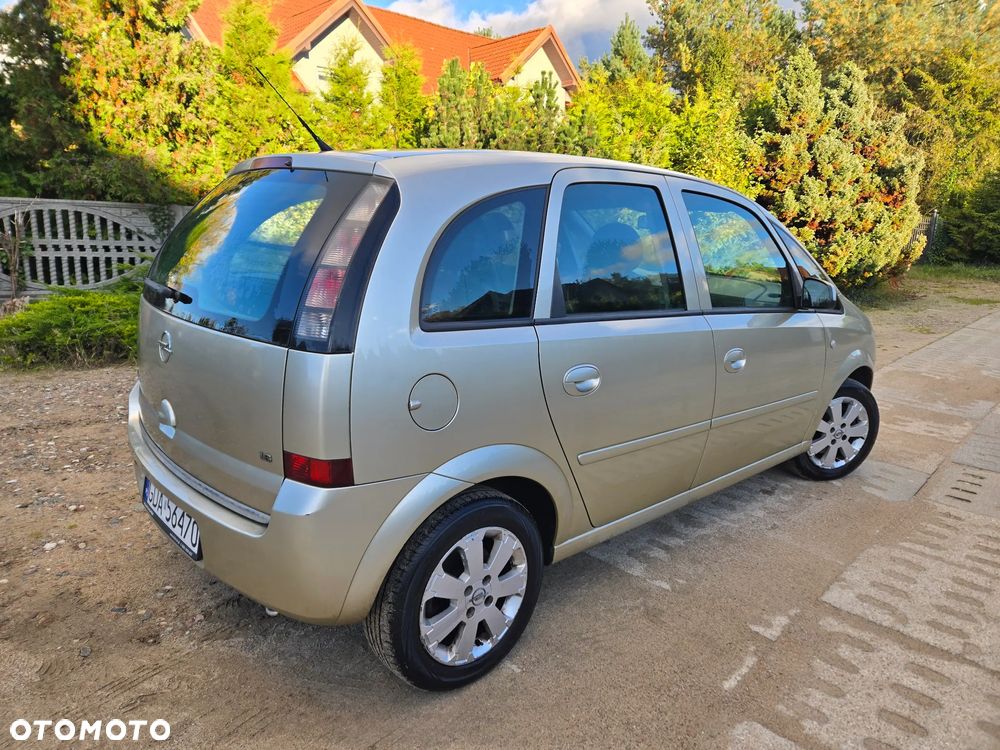 Opel Meriva 1.6 16V Cosmo - 4