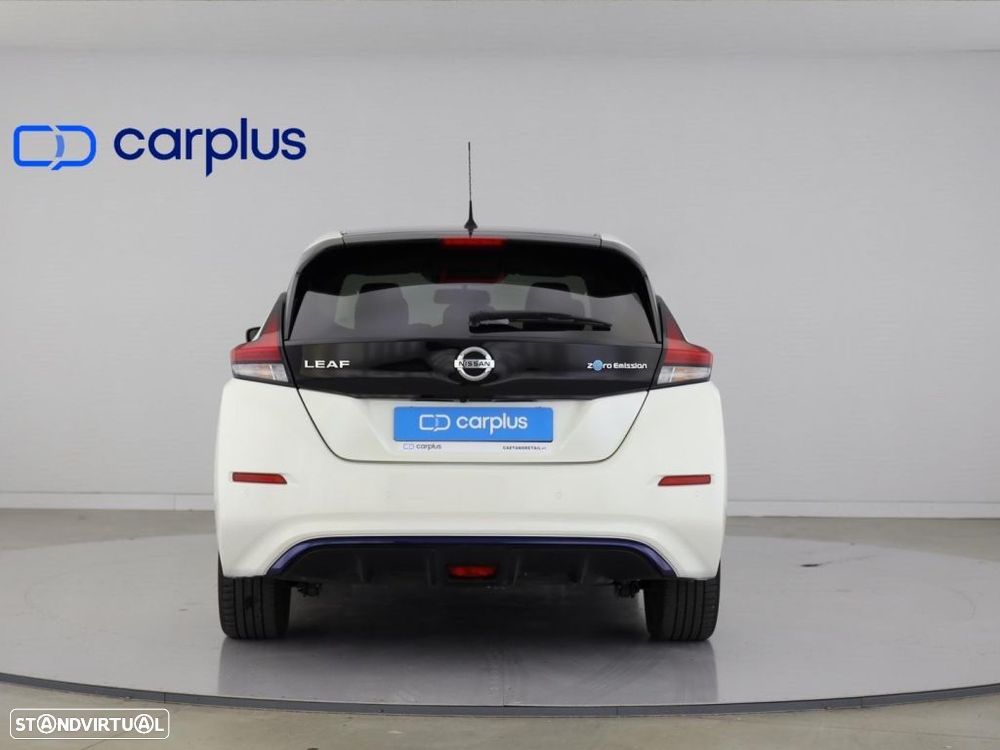 Nissan Leaf Tekna ProPilot Park - 6