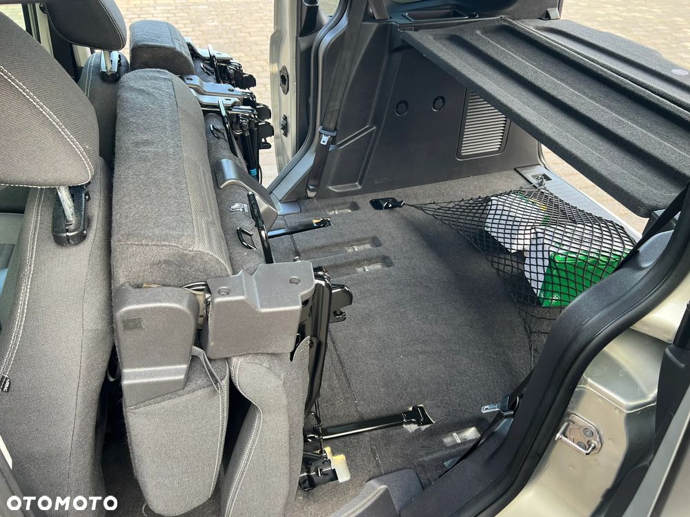 Ford Tourneo Connect - 30