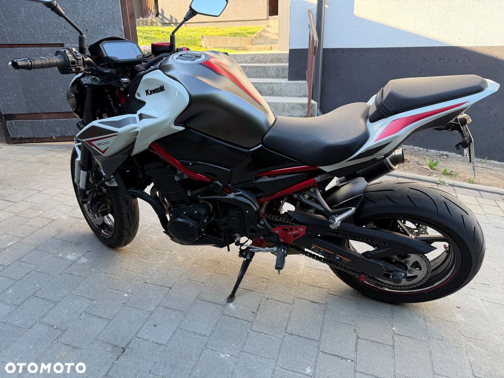 Kawasaki Z 900 - 5
