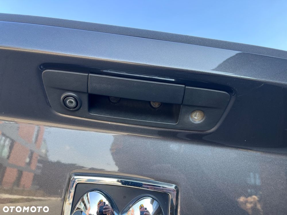 RAM 1500 5.7 Crew Cab Bighorn - 9