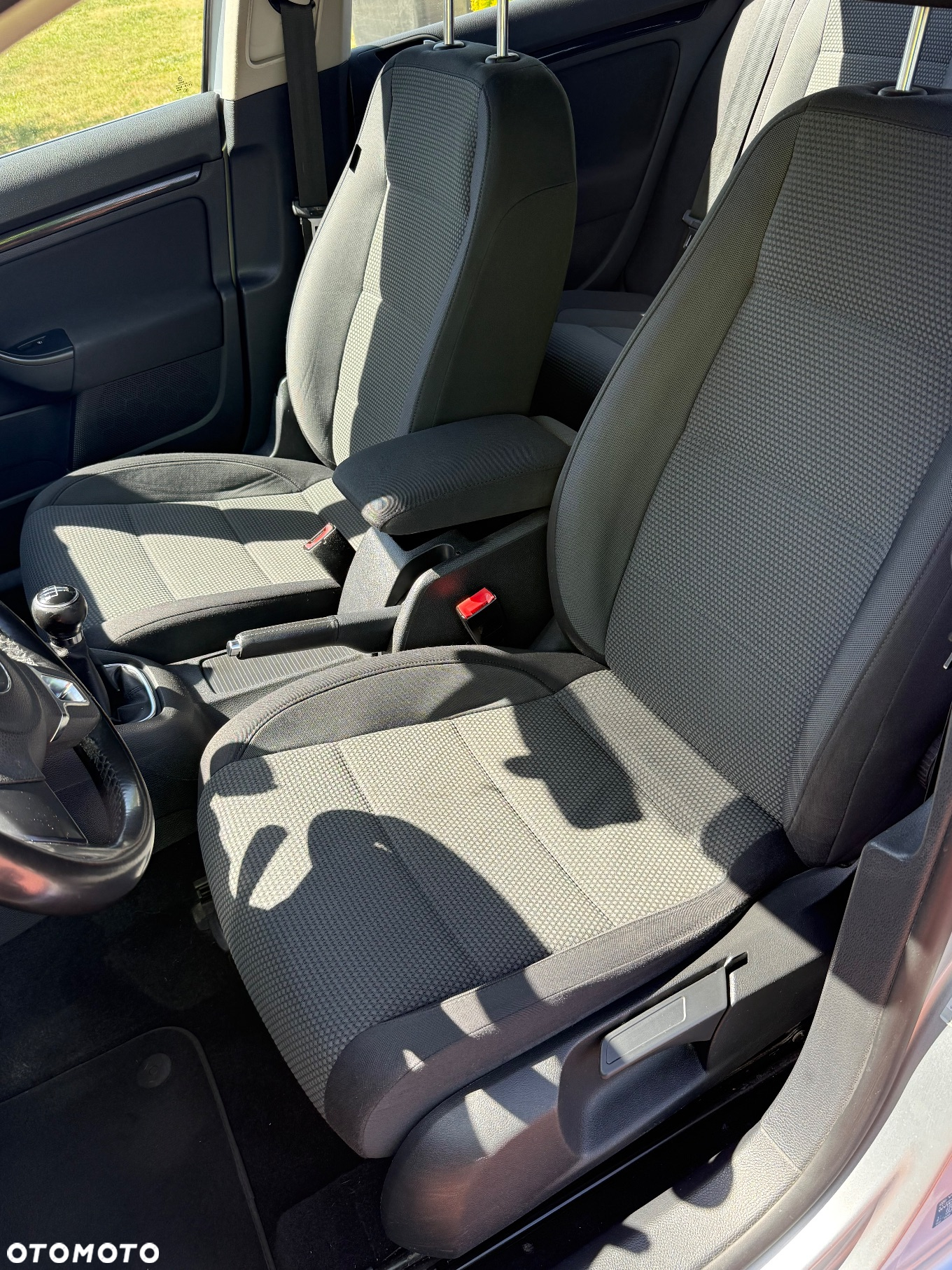 Volkswagen Golf - 14