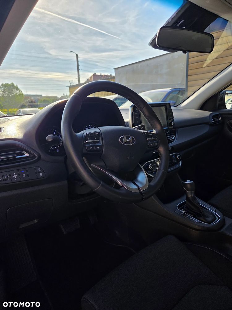 Hyundai i30 1.5 T-GDI 48V Comfort DCT - 15