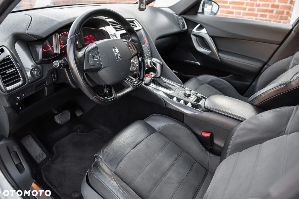 Citroën DS5 2.0 HDi SoChic - 19