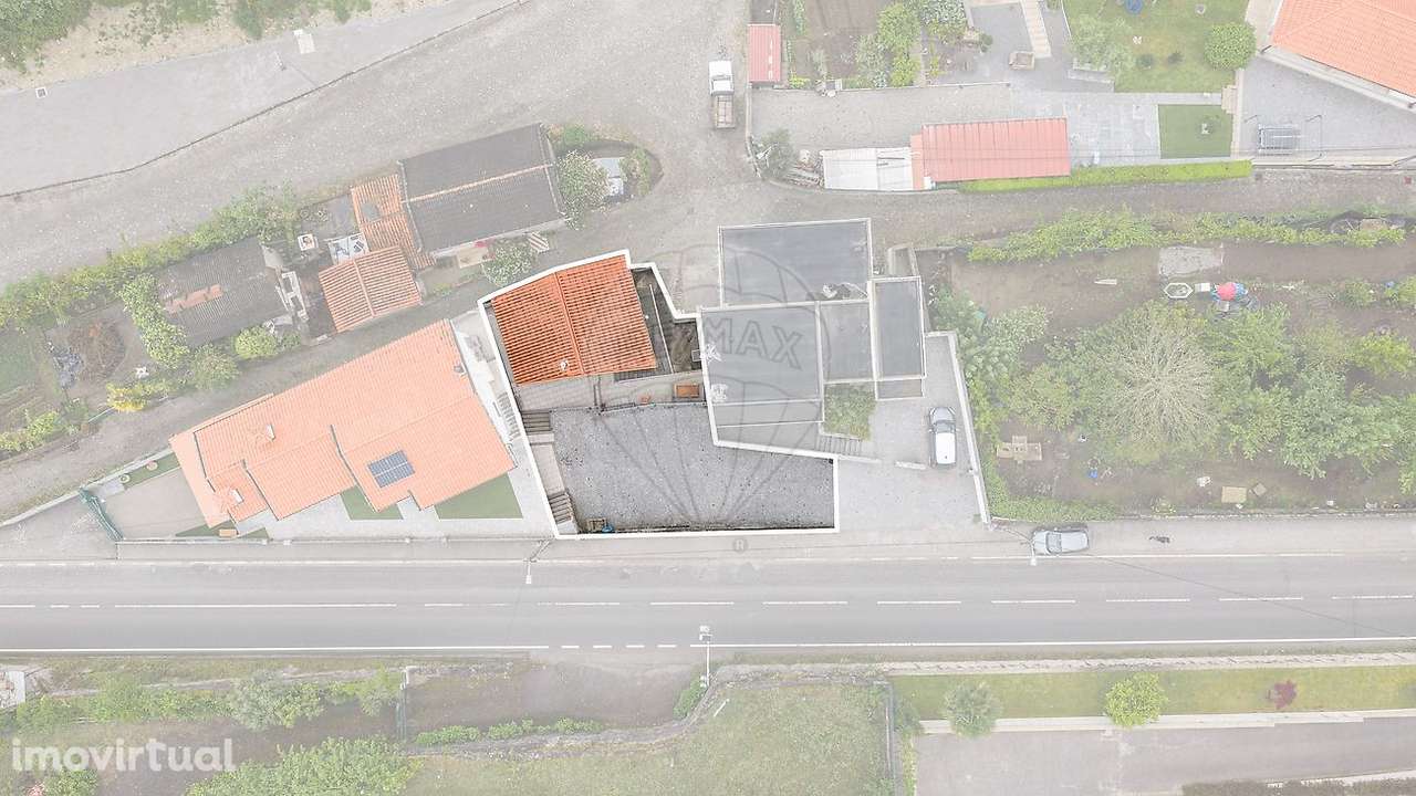 Moradia T2 para venda - Grande imagem: 2/31