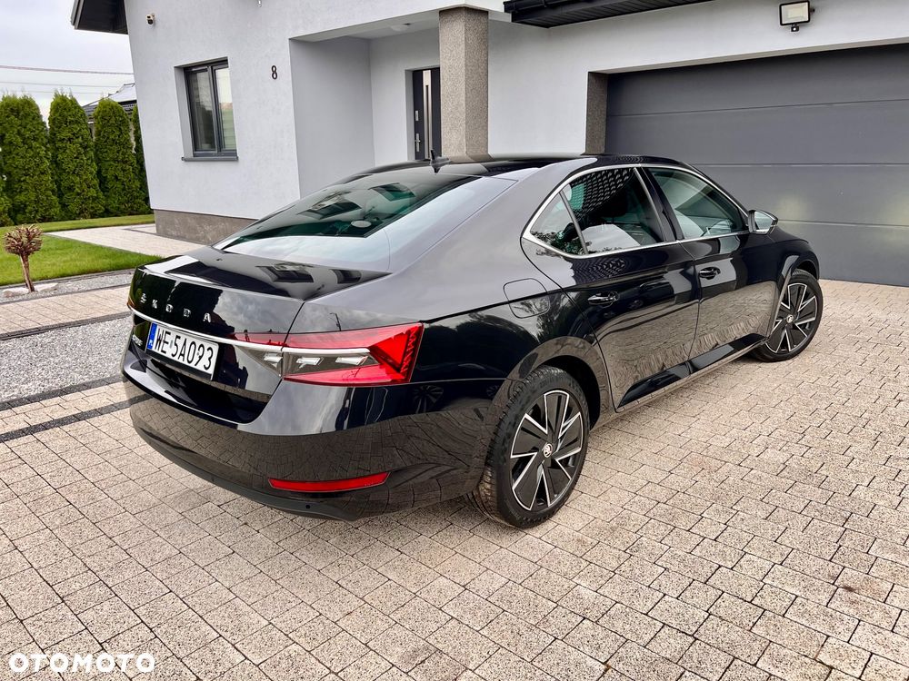 Skoda Superb 2.0 TDI SCR Style DSG - 27
