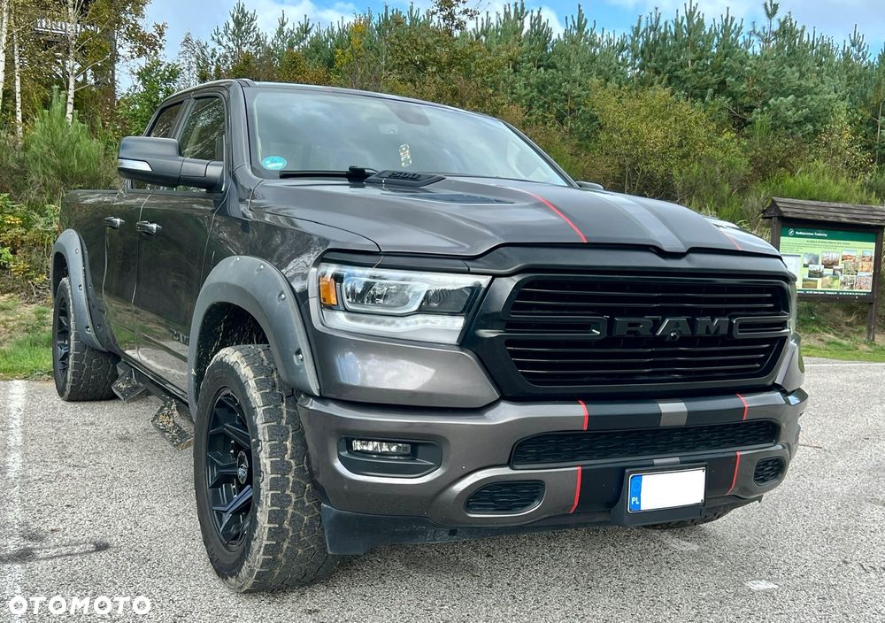 RAM 1500 Quad Cab Laramie - 18