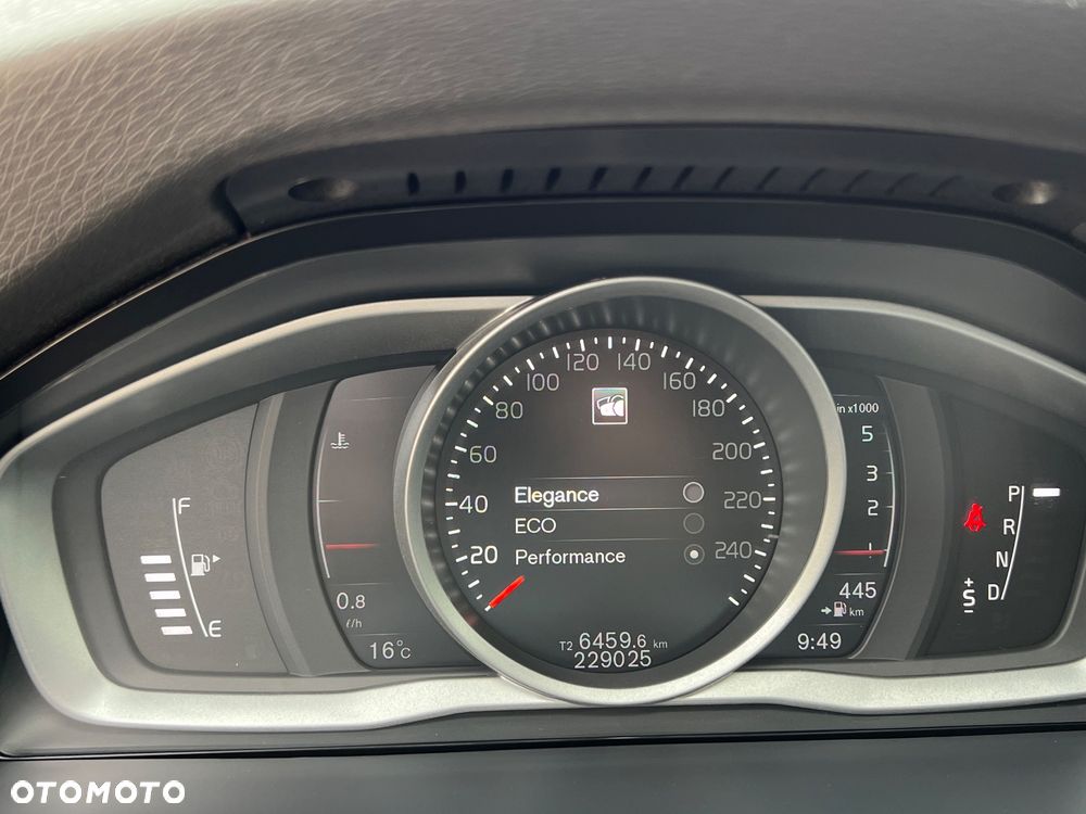 Volvo S60 D4 Geartronic Summum - 22