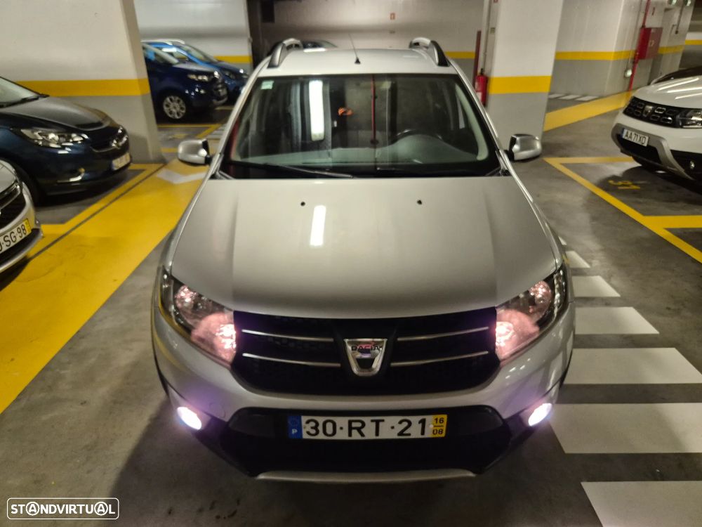 Dacia Sandero 0.9 TCe Stepway - 4