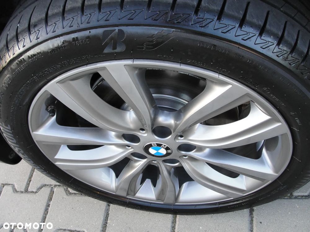 BMW X1 sDrive18d xLine - 16