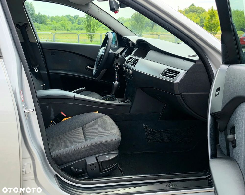 BMW Seria 5 - 10