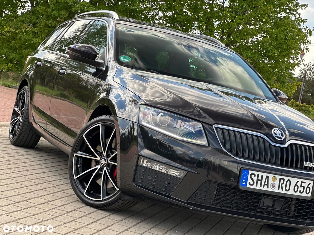 Skoda Octavia 2.0 TDI DSG RS - 2