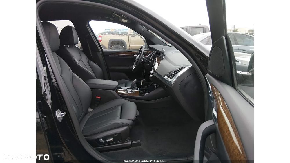 BMW X3 xDrive30i - 12
