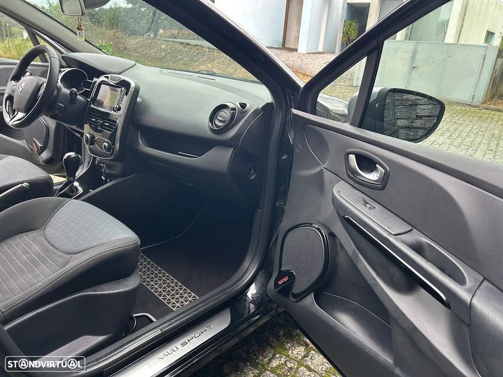 Renault Clio 1.5 dCi GT Line EDC - 19