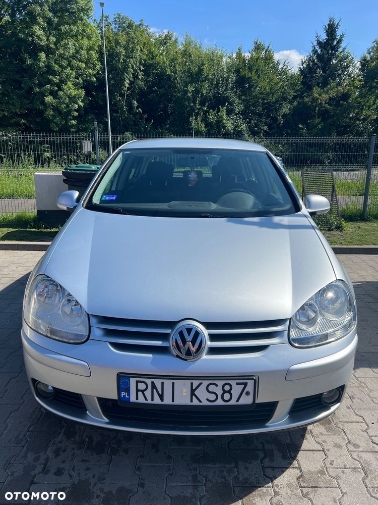 Volkswagen Golf - 1
