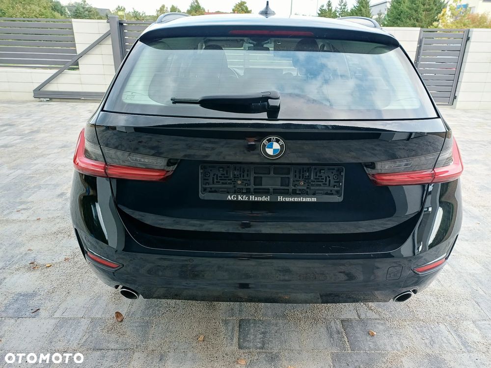 BMW Seria 3 318d Edition M Sport Shadow - 4