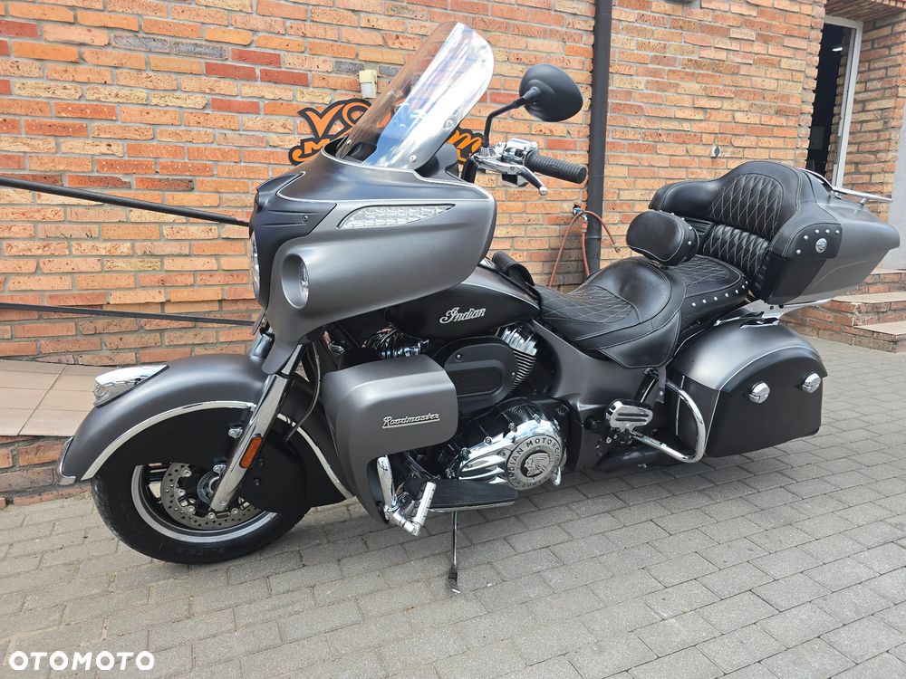 Indian Roadmaster - 4