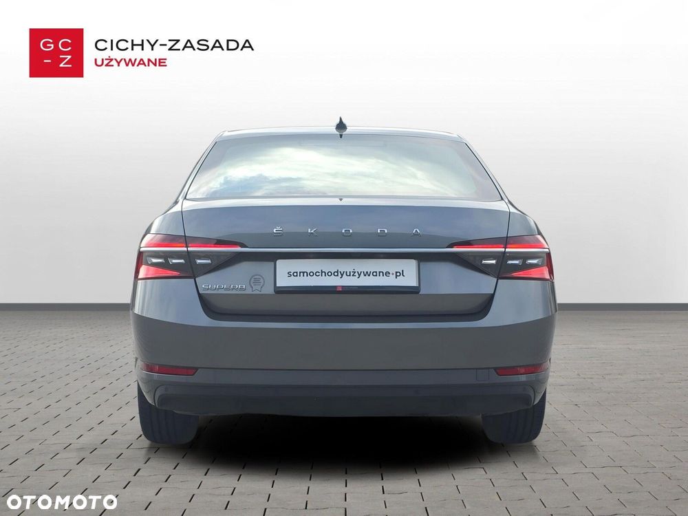 Skoda Superb 2.0 TDI SCR Style DSG - 5