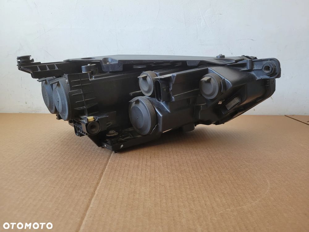Reflektor lampa przód lewa VW PASSAT B8 3G1941005B - 9