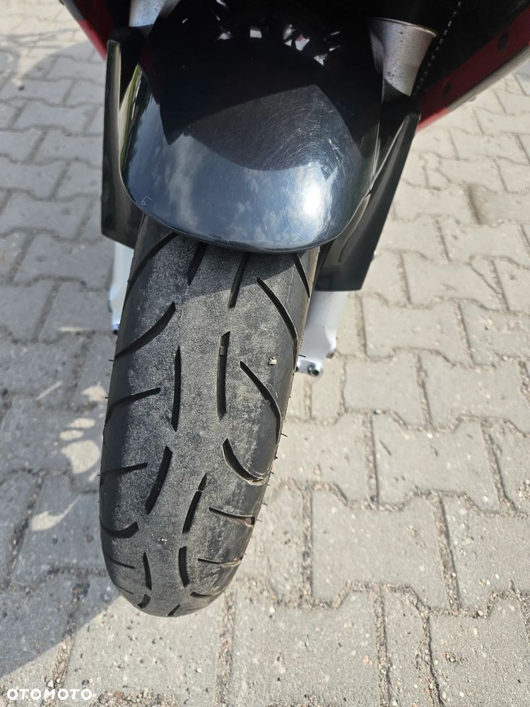 Honda CBR - 9