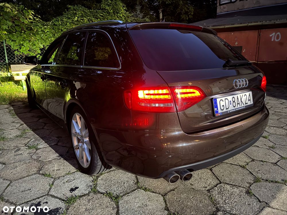 Audi A4 Avant - 15