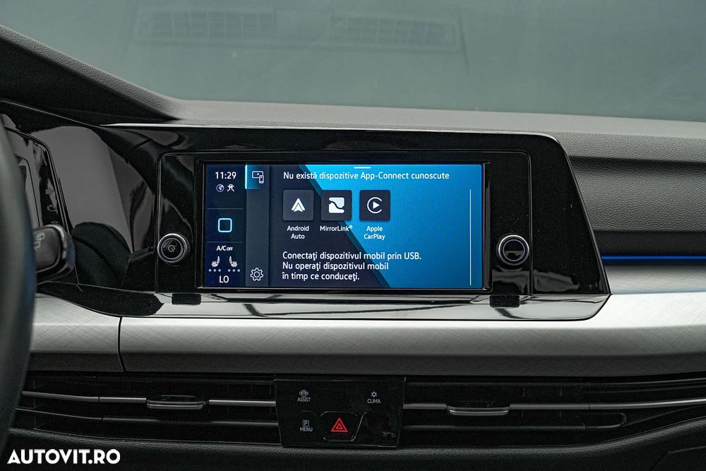 Volkswagen Golf 1.5 eTSI MHEV 150CP DSG Style - 23