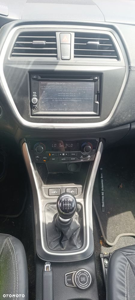Suzuki SX4 S-Cross 1.6 DDiS Premium 4WD - 13