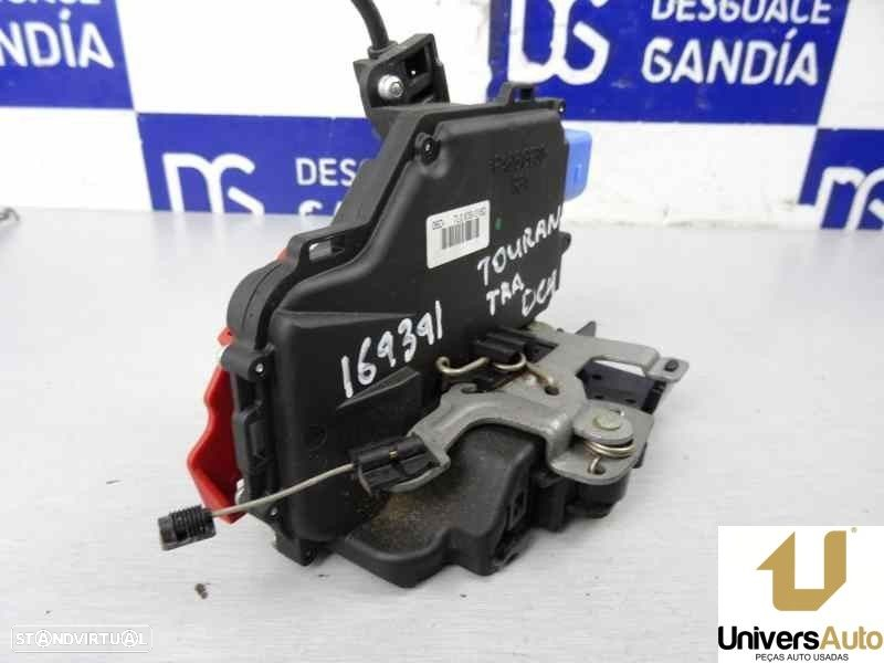 FECHADURA PORTA TRASEIRA DIREITA VOLKSWAGEN TOURAN 2008 -7L0839016D - 3