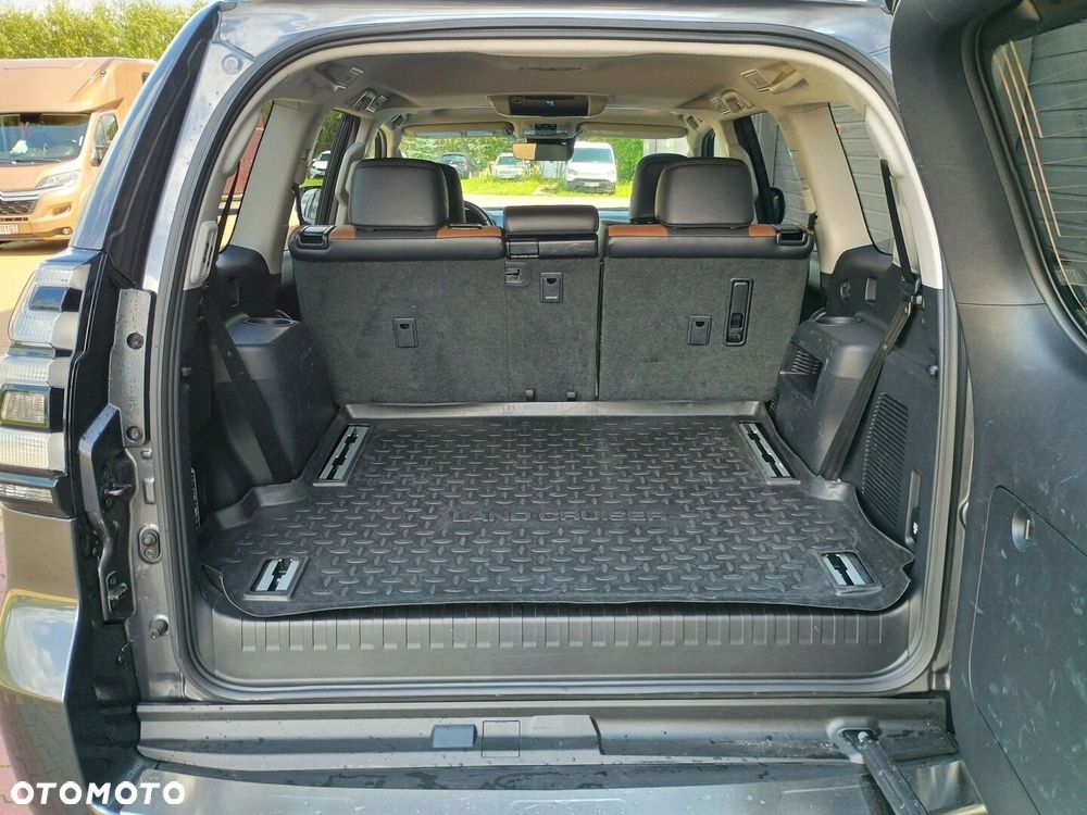Toyota Land Cruiser LC 2.8 D-4D Executive - 25
