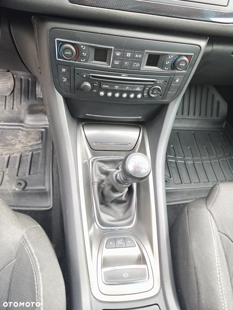 Citroën C5 HDi 135 Exclusive - 10